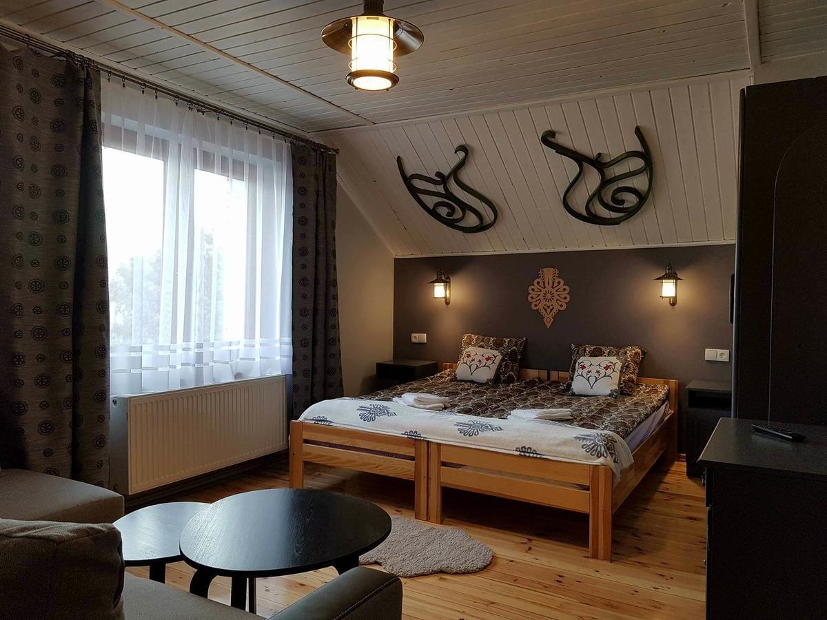 Koliba Nad Bialka Czarna Gora Bed & Breakfast Ngoại thất bức ảnh
