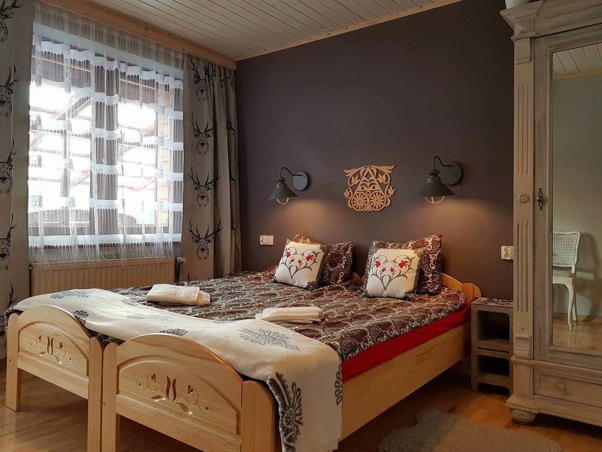 Koliba Nad Bialka Czarna Gora Bed & Breakfast Ngoại thất bức ảnh